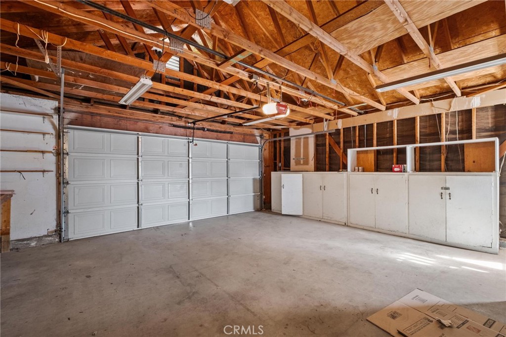 11810 Avalon Property Photo 29