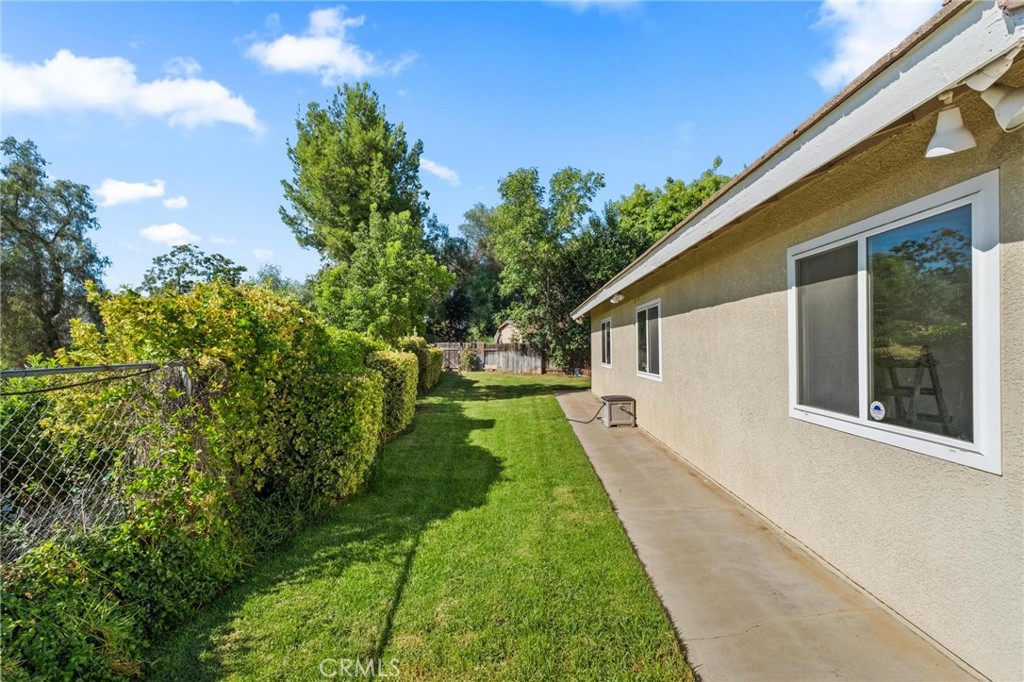 11810 Avalon Property Photo 32