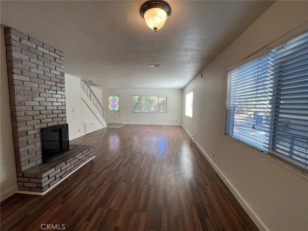 314 W Aeroplane Property Photo 3