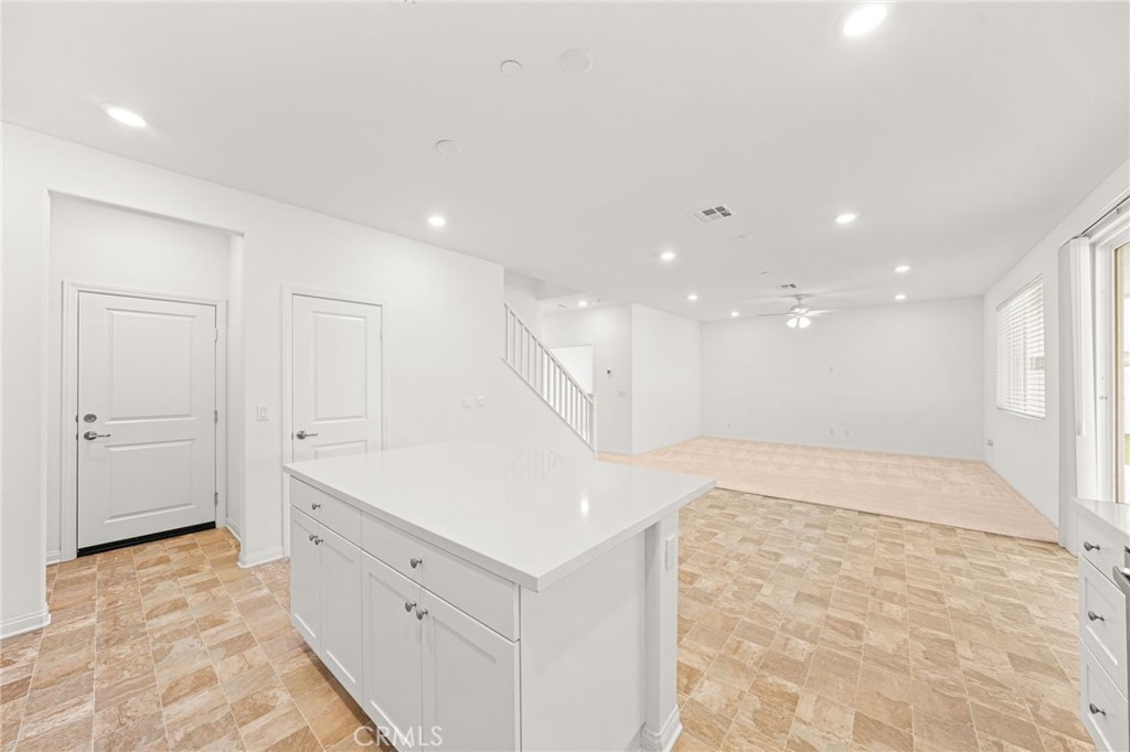 1681 Gold Medal Property Photo 11
