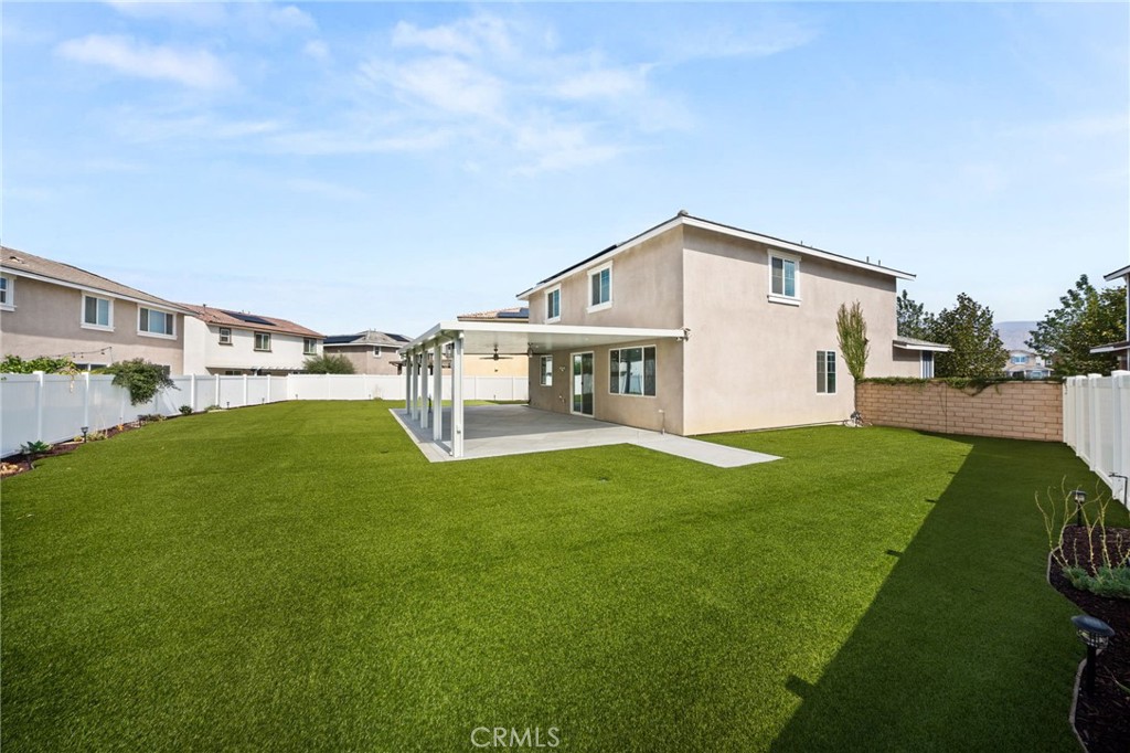 1681 Gold Medal Property Photo 14