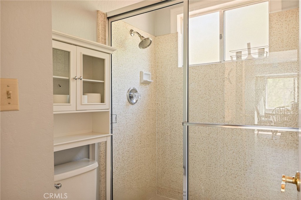 28165 Grenoble Property Photo 14