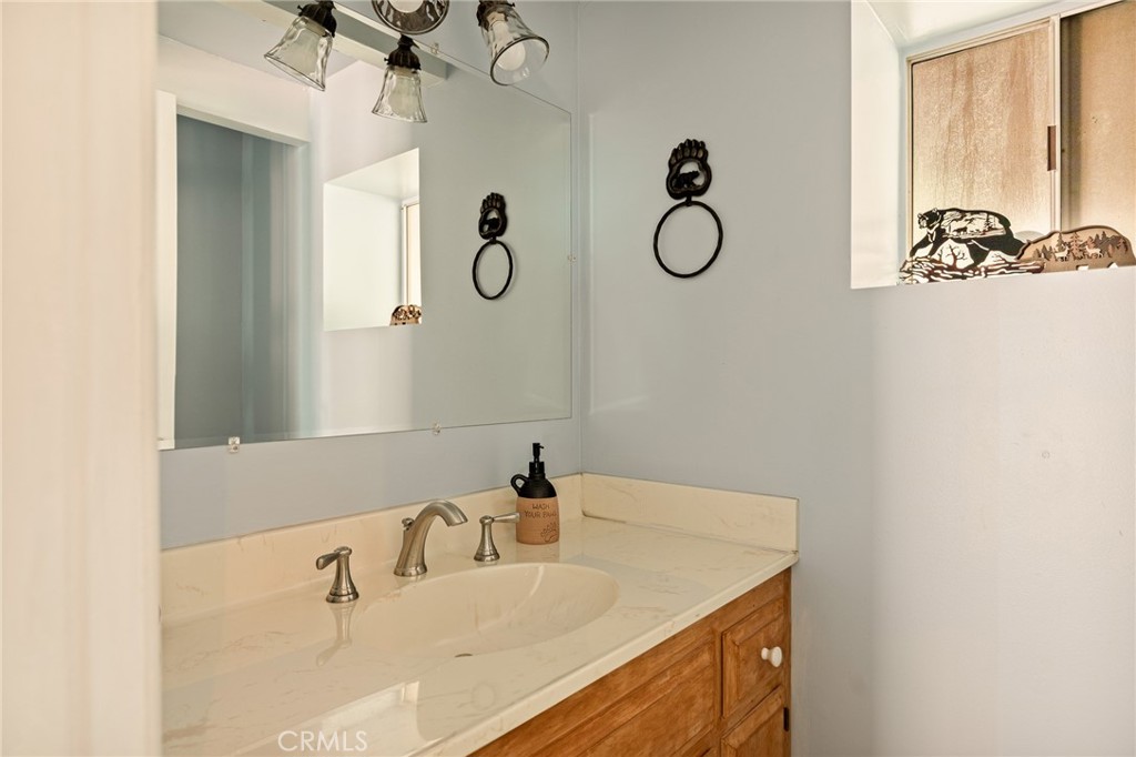 28165 Grenoble Property Photo 26