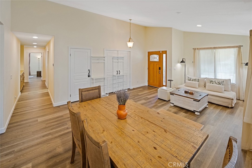 435 Wagon Wheel Road Property Photo 14