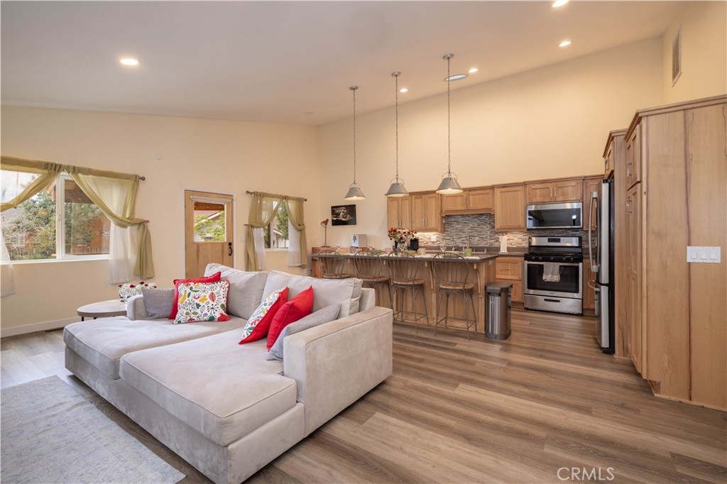 435 Wagon Wheel Road Property Photo 18