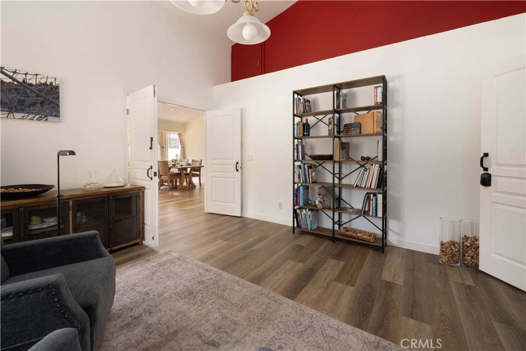 435 Wagon Wheel Road Property Photo 27