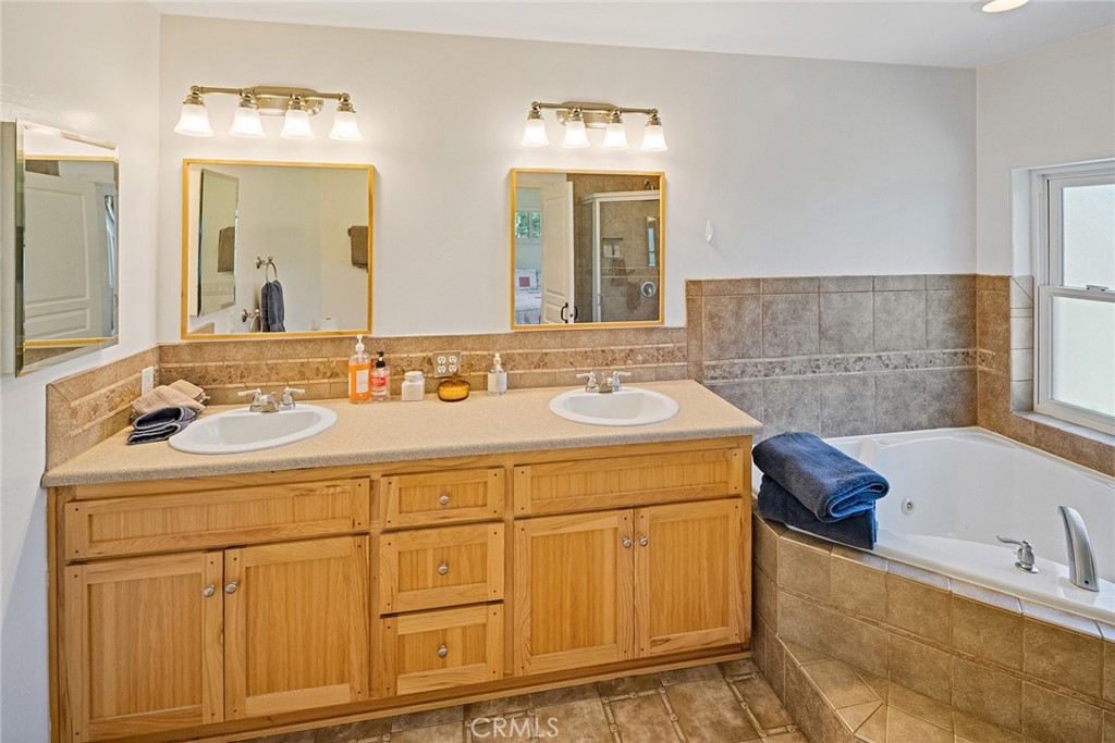 435 Wagon Wheel Road Property Photo 34