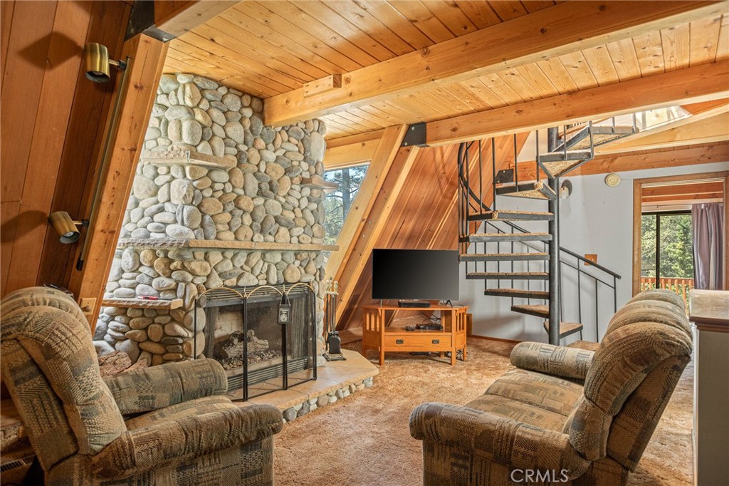2396 Ridge Property Image