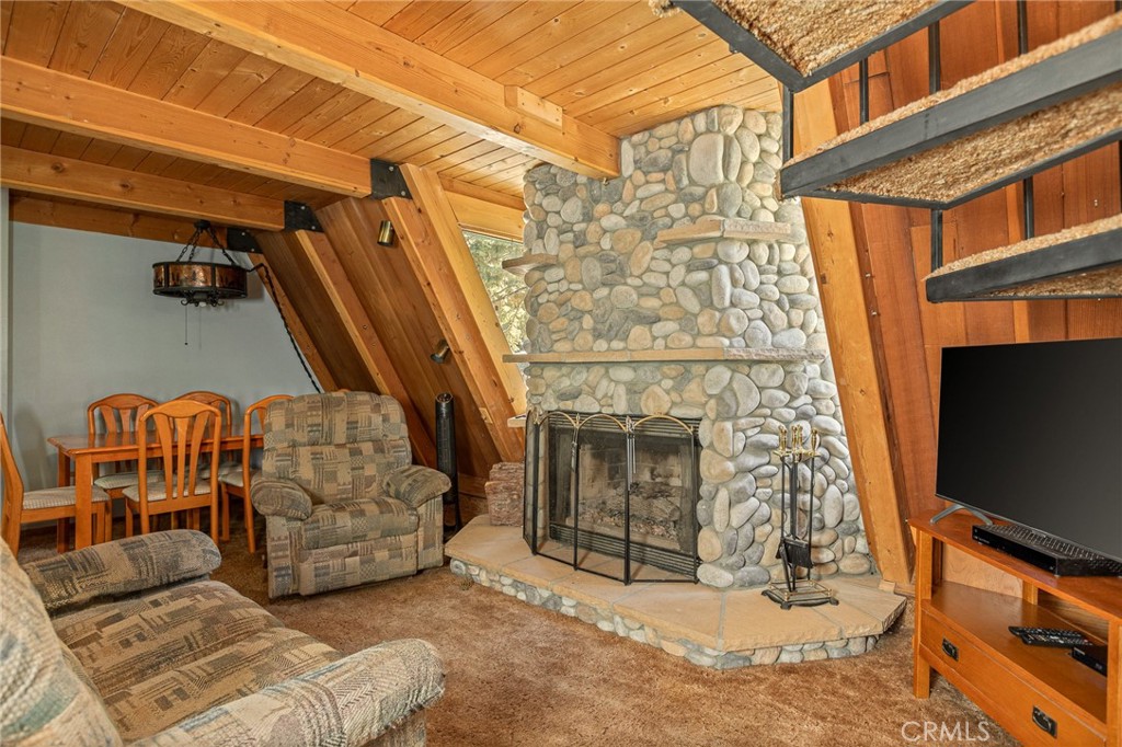 2396 Ridge Property Photo 2