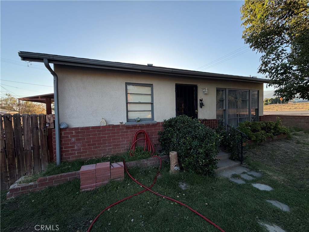6914 Center Property Photo 2