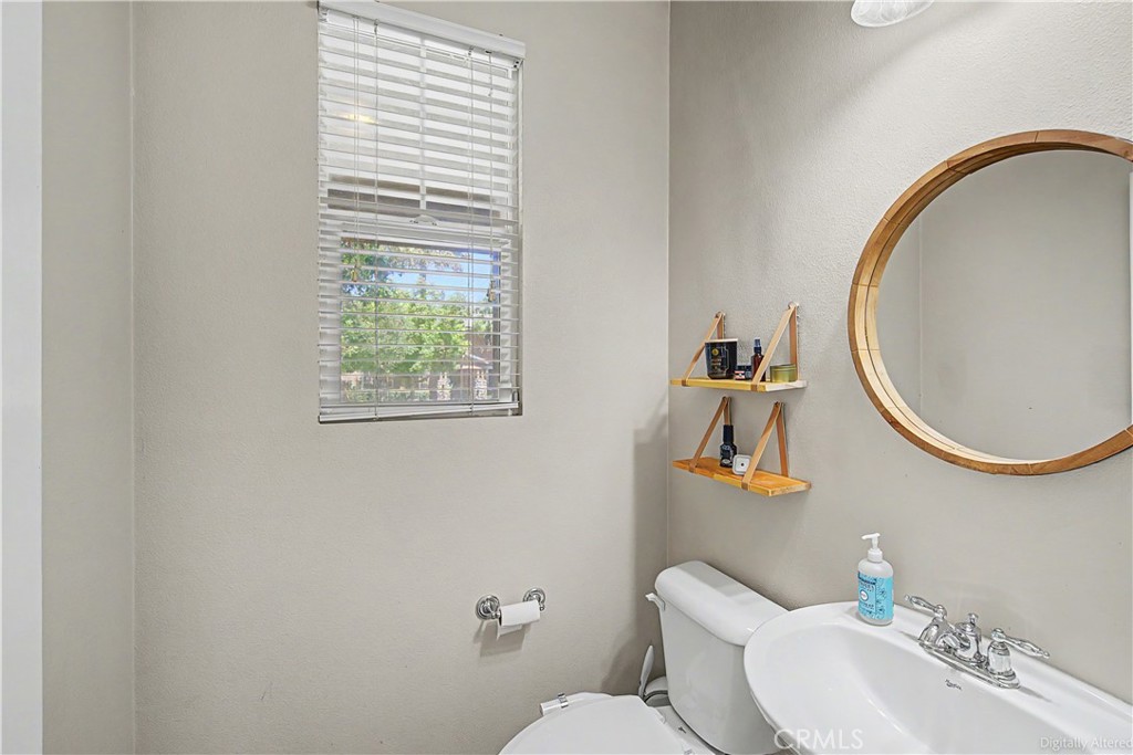 3271 Laval Property Photo 7