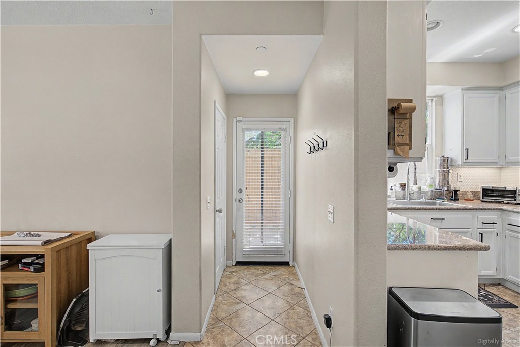 3271 Laval Property Photo 8