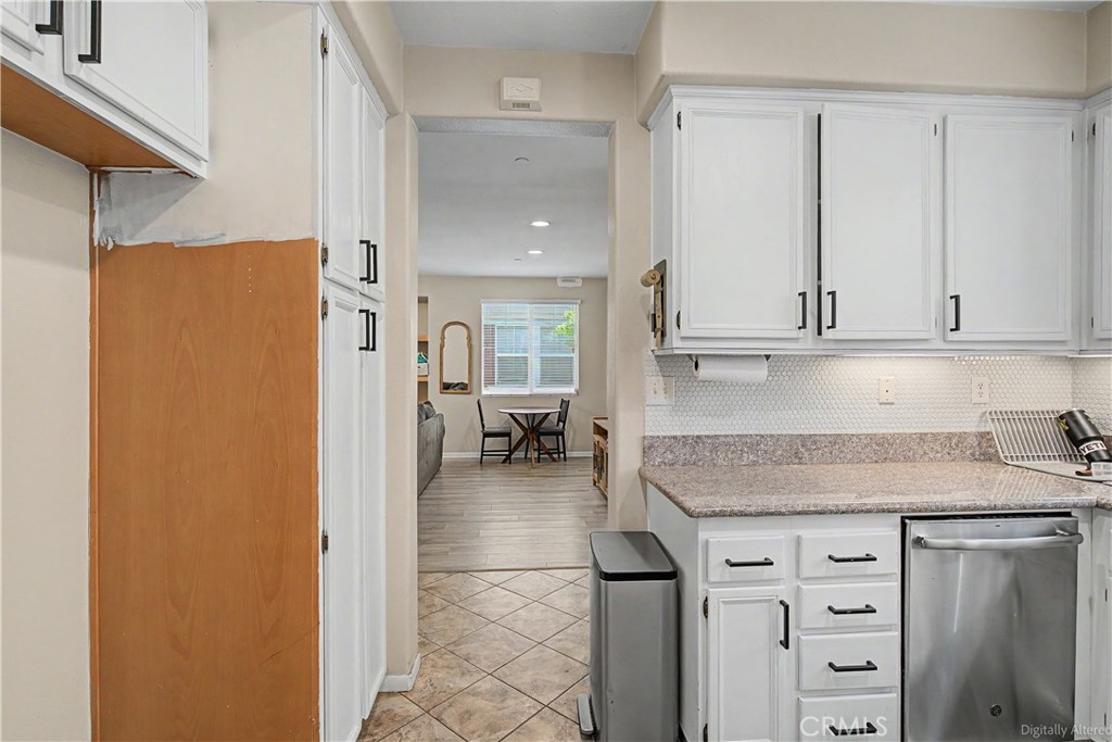 3271 Laval Property Photo 12