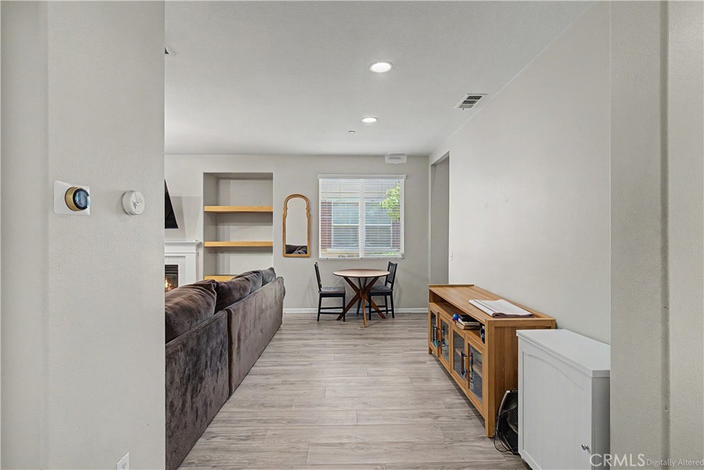 3271 Laval Property Photo 13