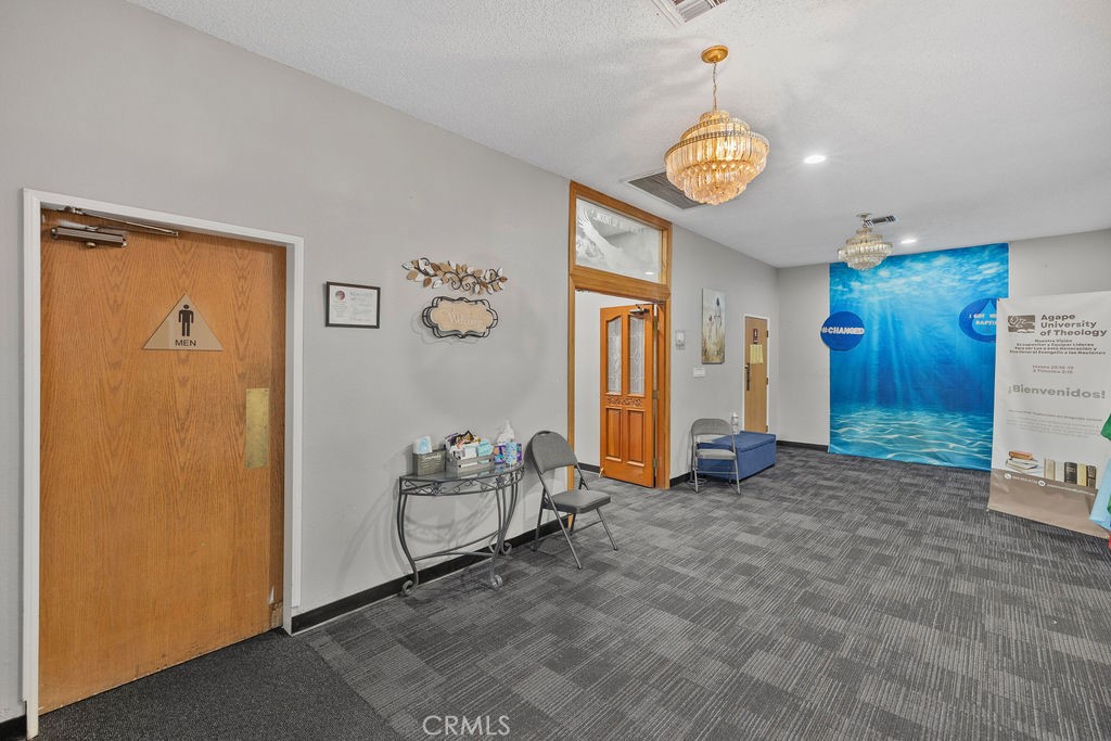 820 Larch St Property Photo 12