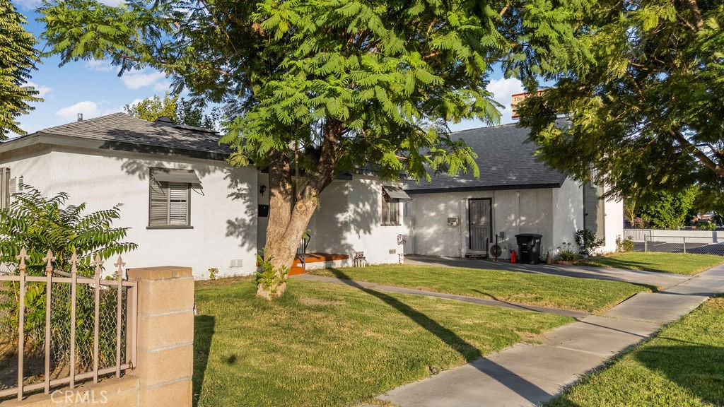 820 Larch St Property Photo 35