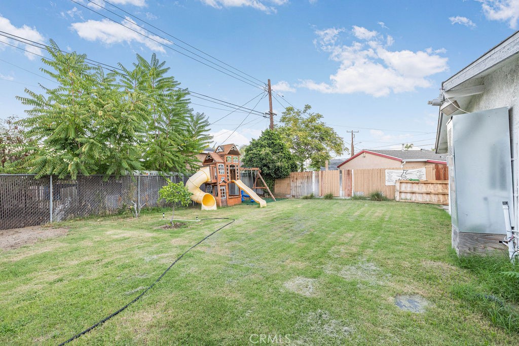 820 Larch St Property Photo 41