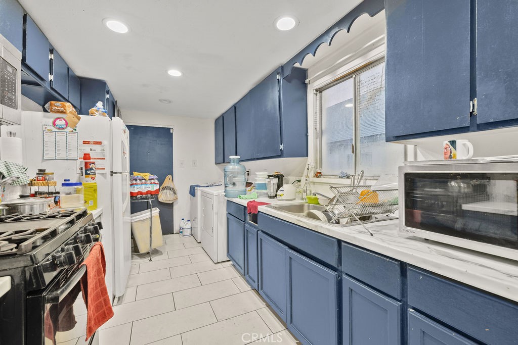 820 Larch St Property Photo 47