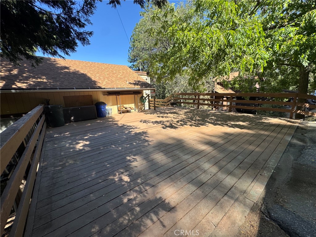 327 E Zermatt Drive Property Photo 5