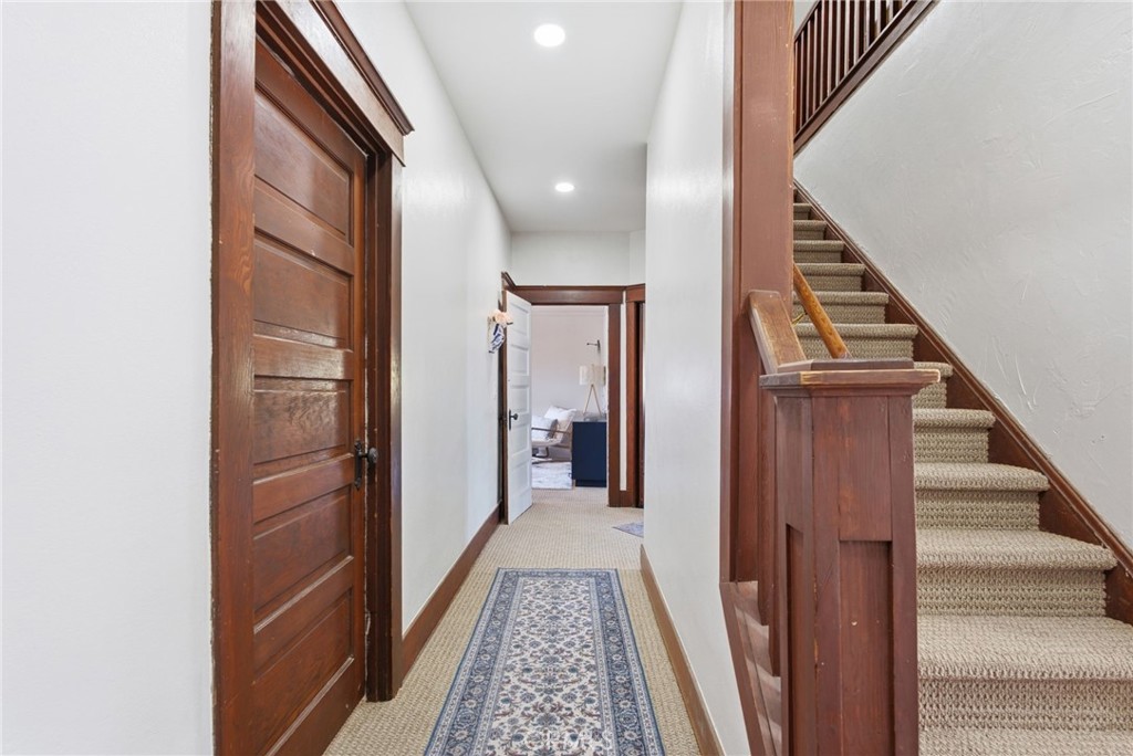 228 S Spring Property Photo 18