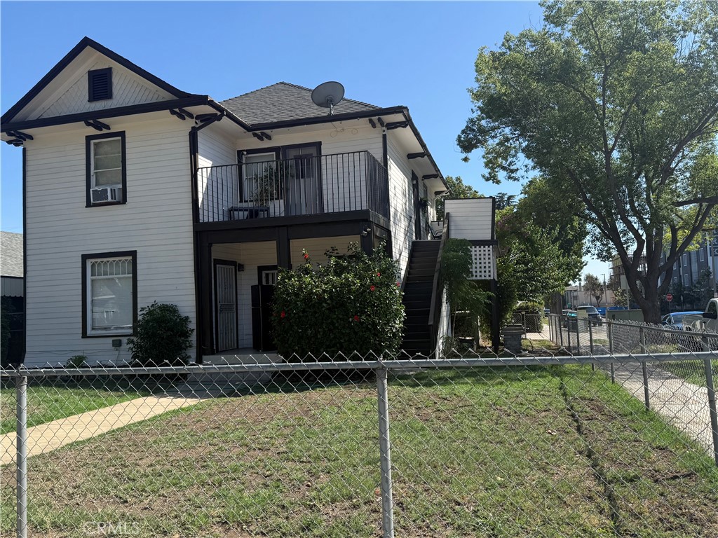504 E D Property Photo 1