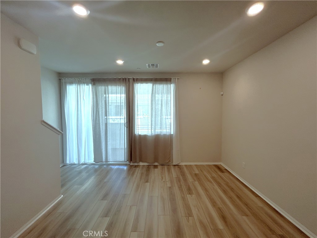 1696 Cayton Loop Property Photo 6