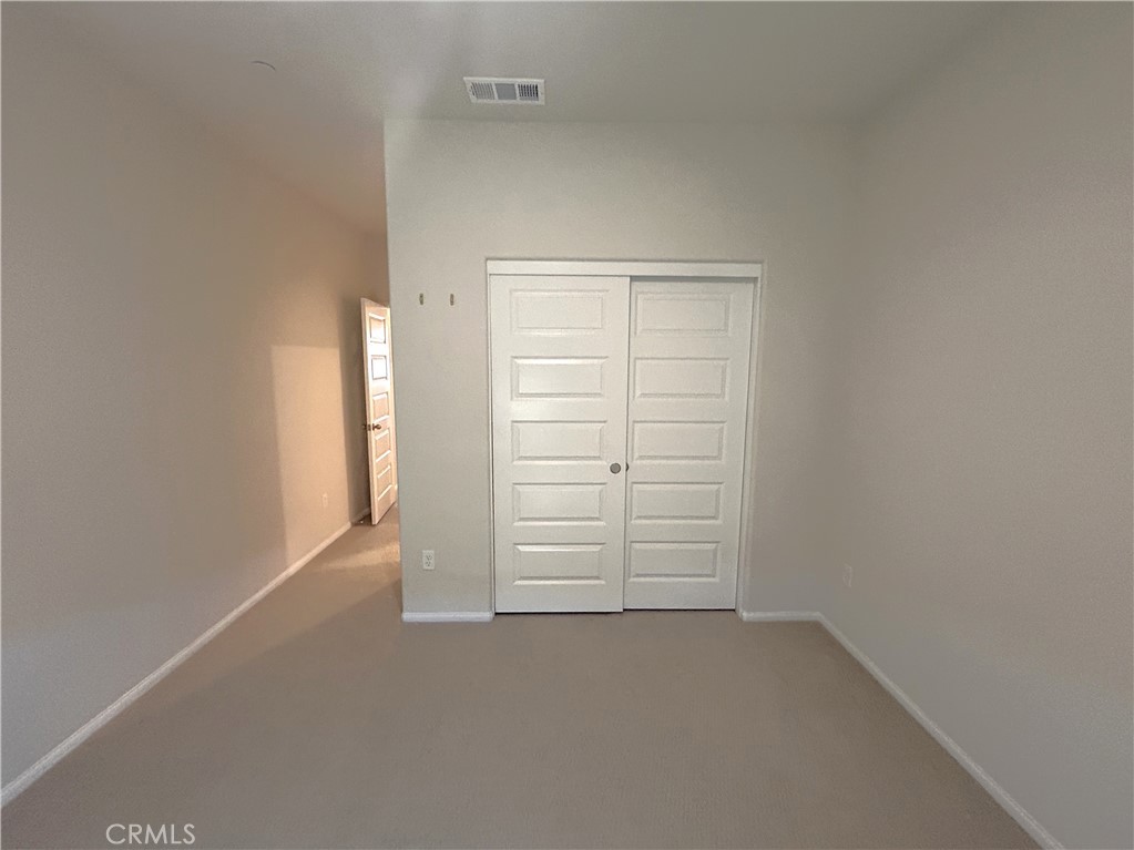 1696 Cayton Loop Property Photo 9