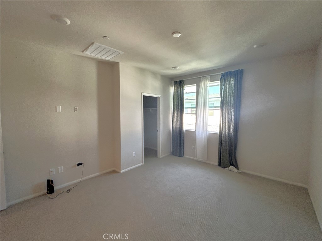 1696 Cayton Loop Property Photo 15