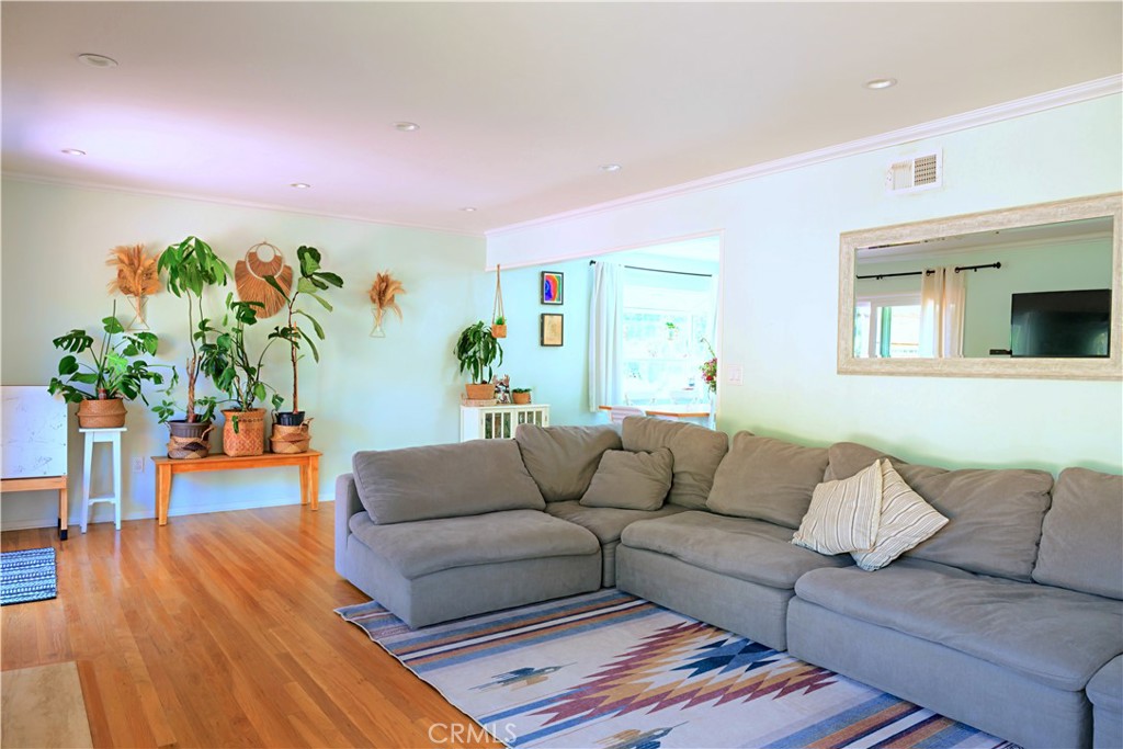 5521 Hunter Street Property Photo 8