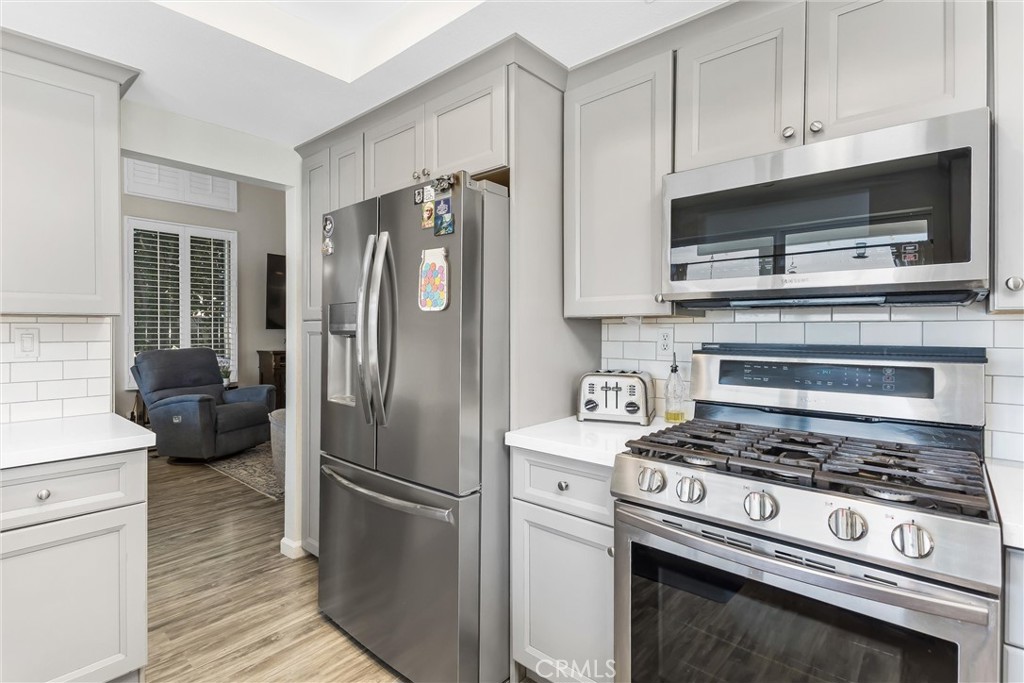 10166 Shale Property Photo 7