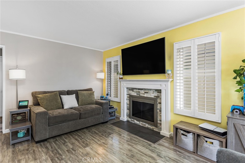 10166 Shale Property Photo 9