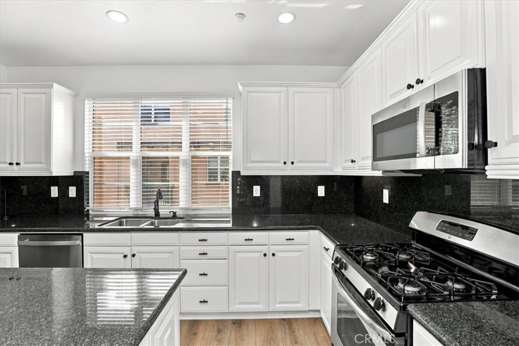 4433 Owens Property Photo 16