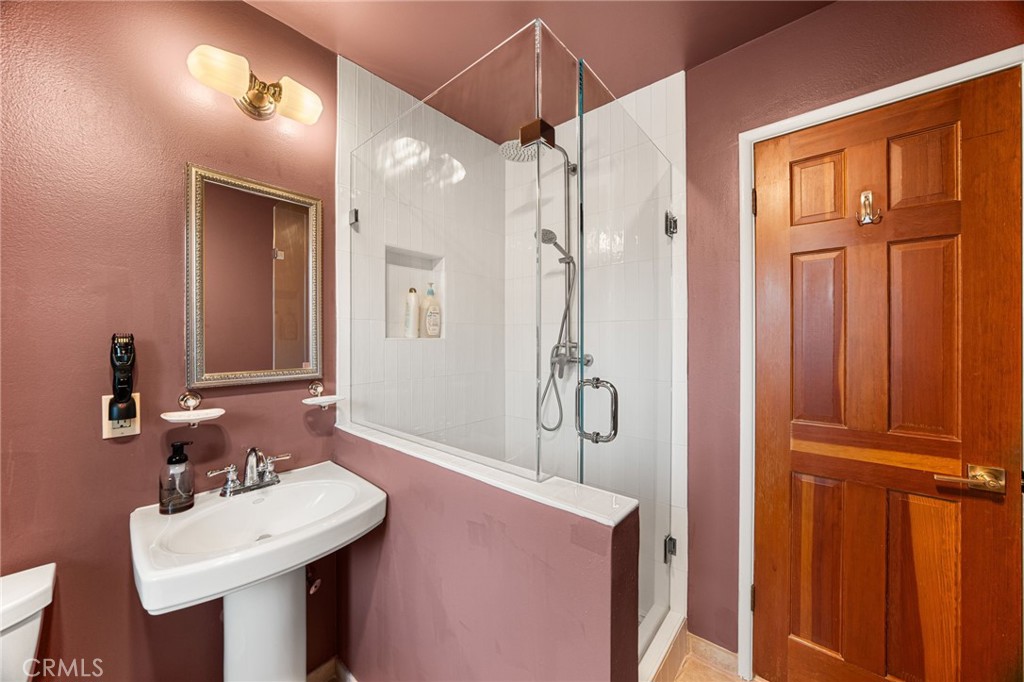 662 Valley View Property Photo 32