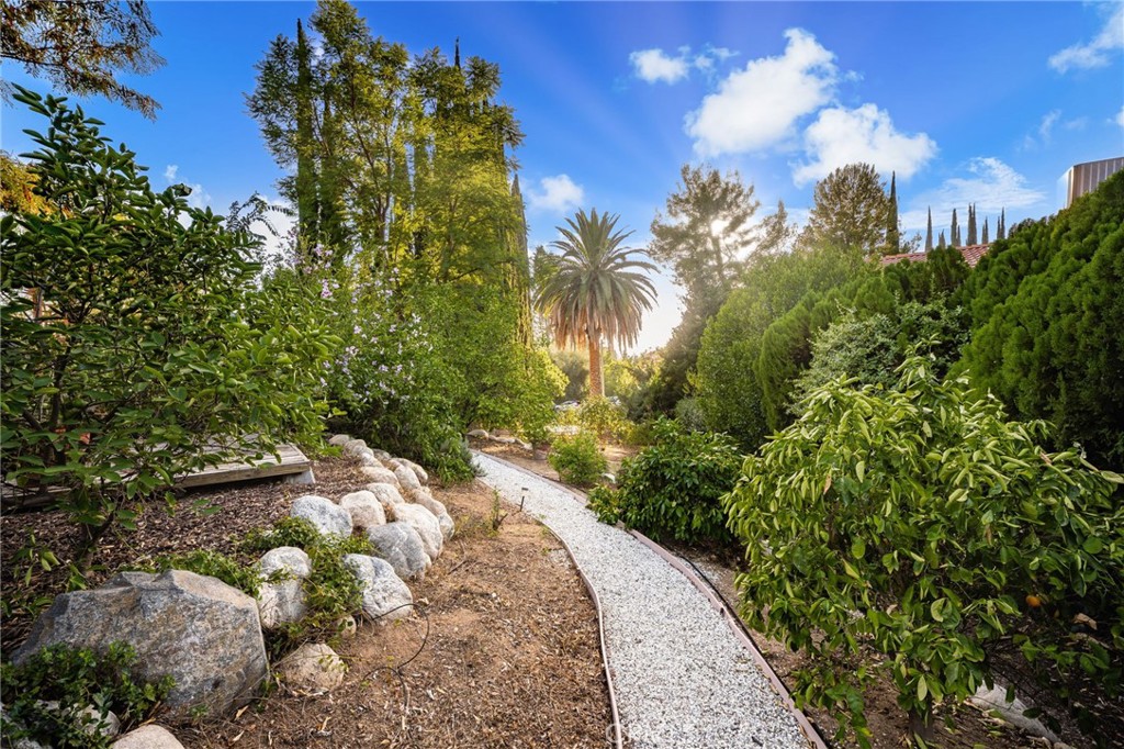 662 Valley View Property Photo 37
