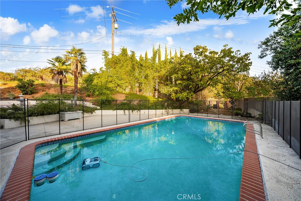 662 Valley View Property Photo 45