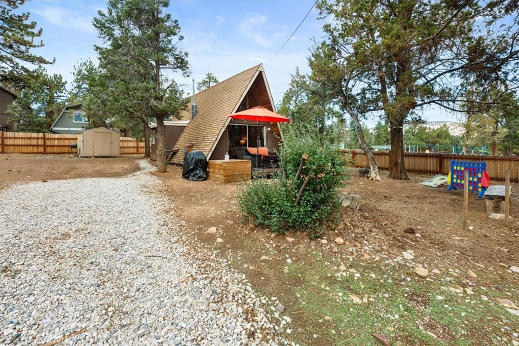108 Pine Property Photo 15