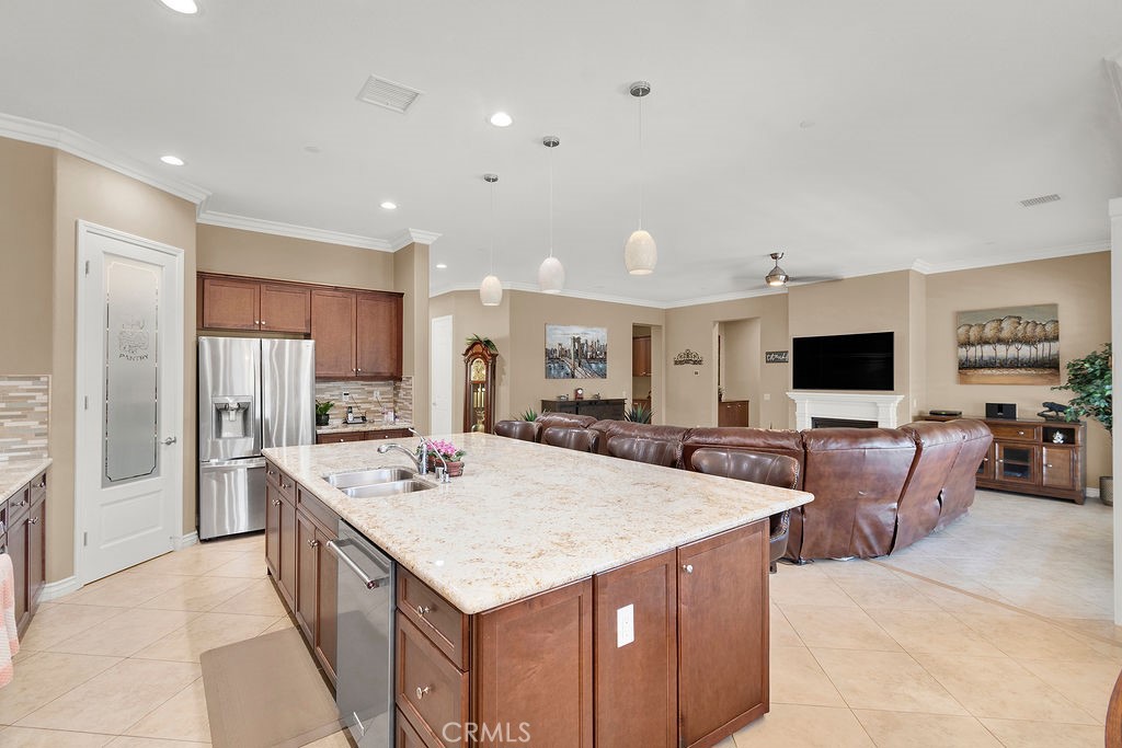 1575 Humboldt Peak Property Photo 11