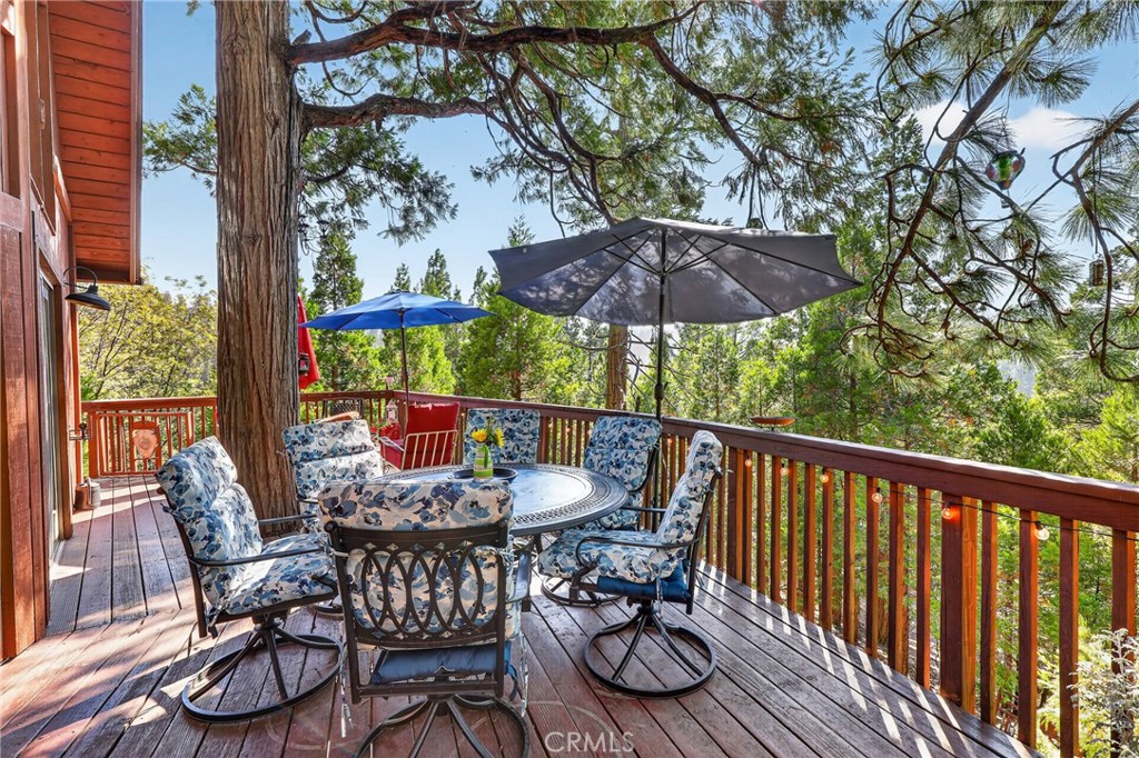374 Grass Valley Road Property Photo 3