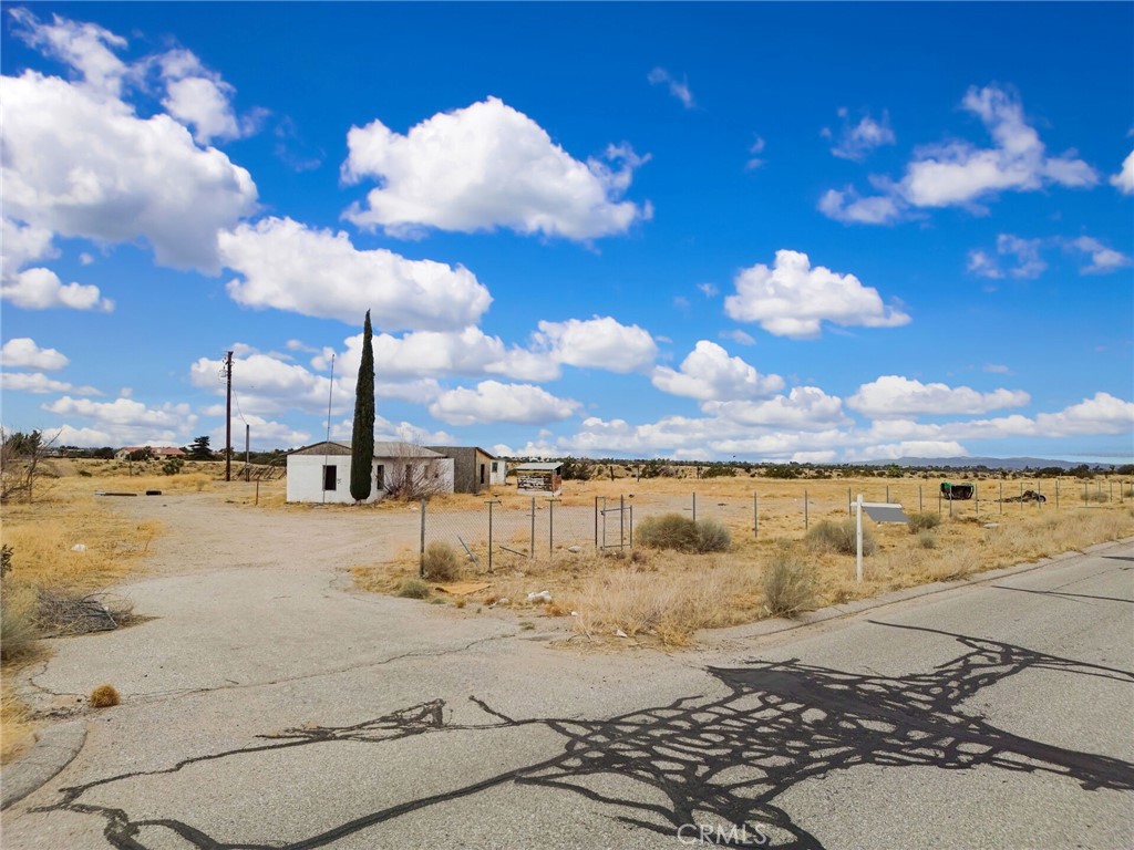 9770 Verbena Property Photo 8