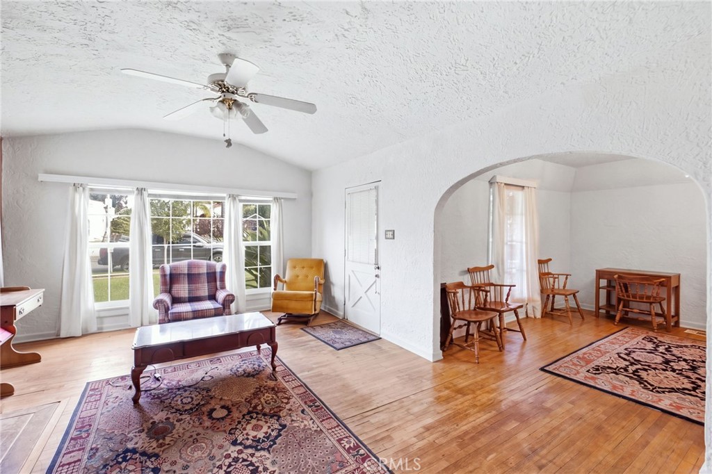 2022 Blenheim Property Photo 7