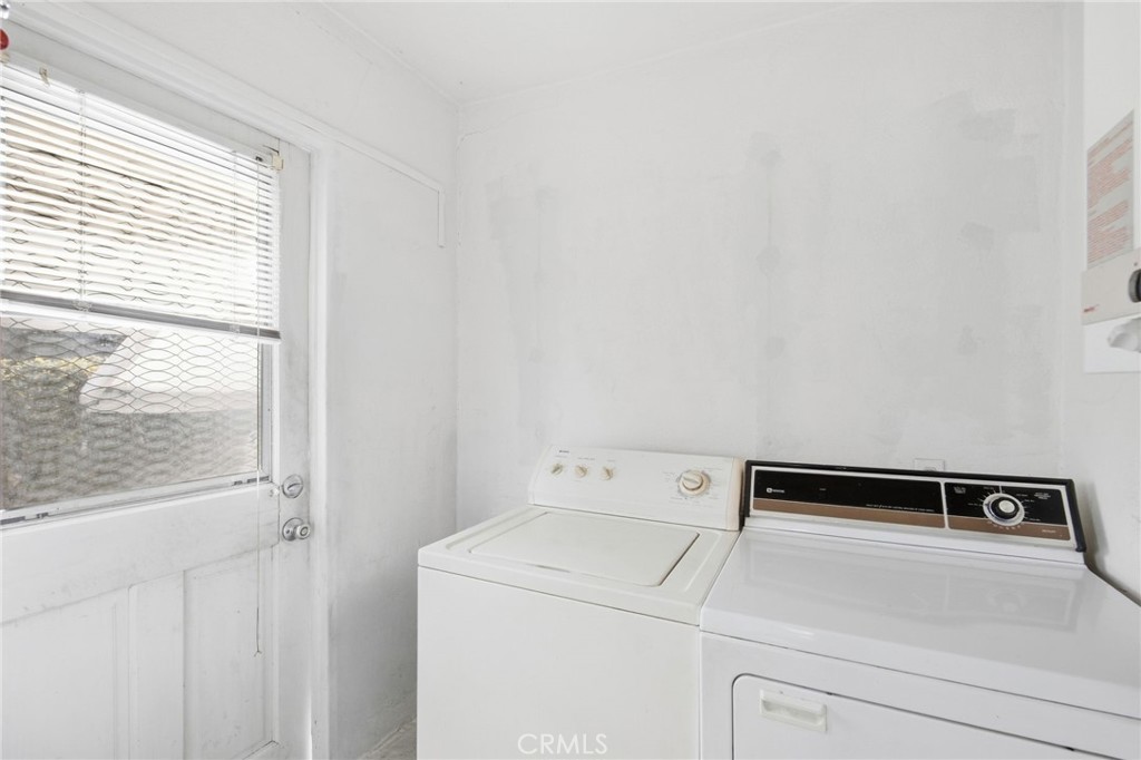 2022 Blenheim Property Photo 26