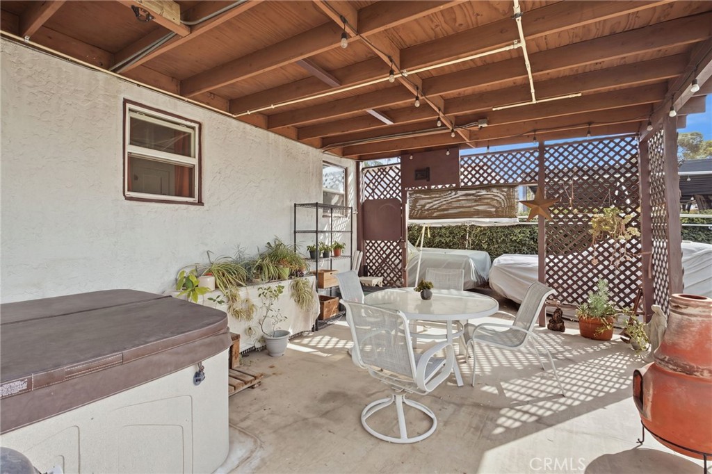 2022 Blenheim Property Photo 28