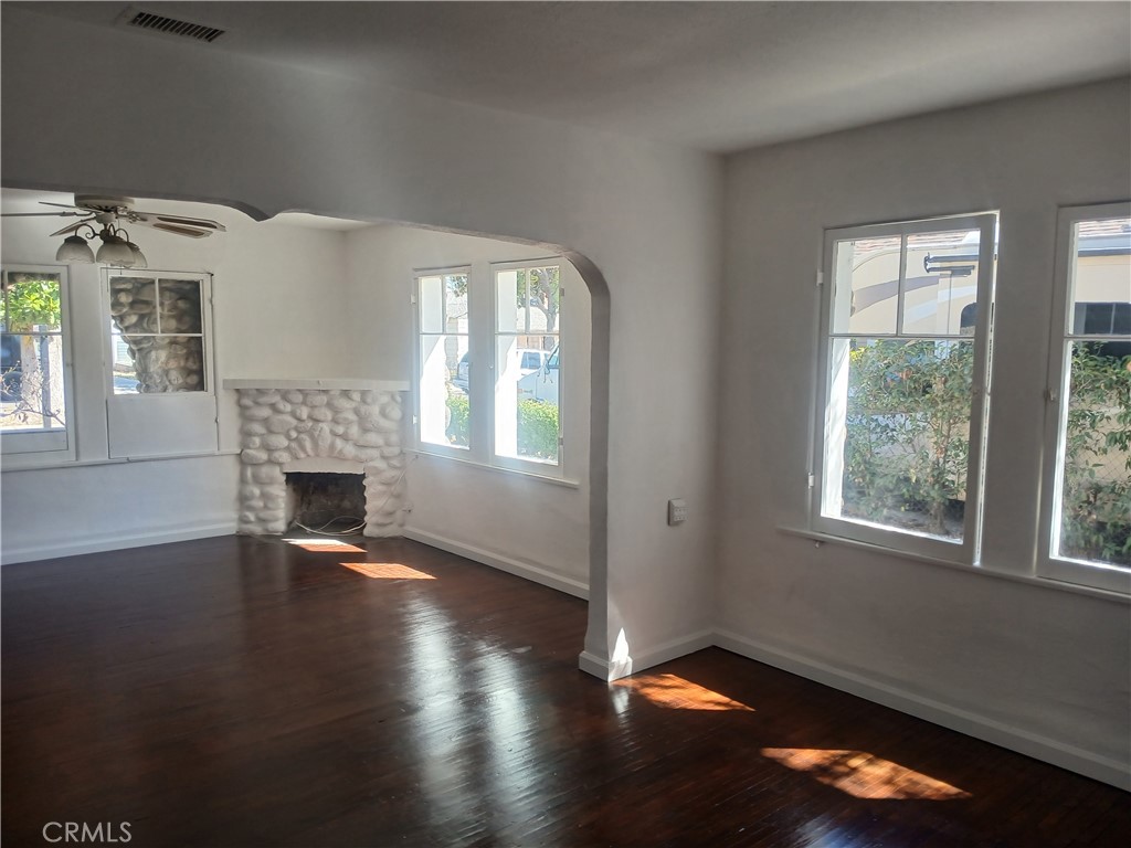 701 11th Street Property Photo 4