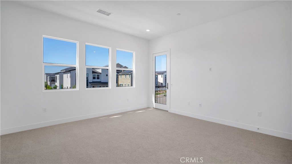 201 Briar Moon Property Photo 5