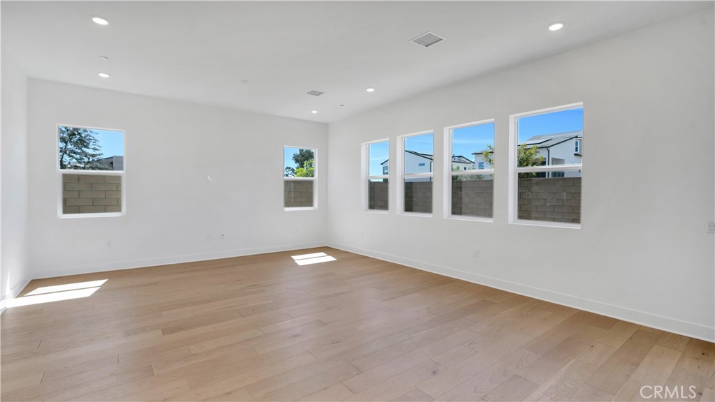 201 Briar Moon Property Photo 13