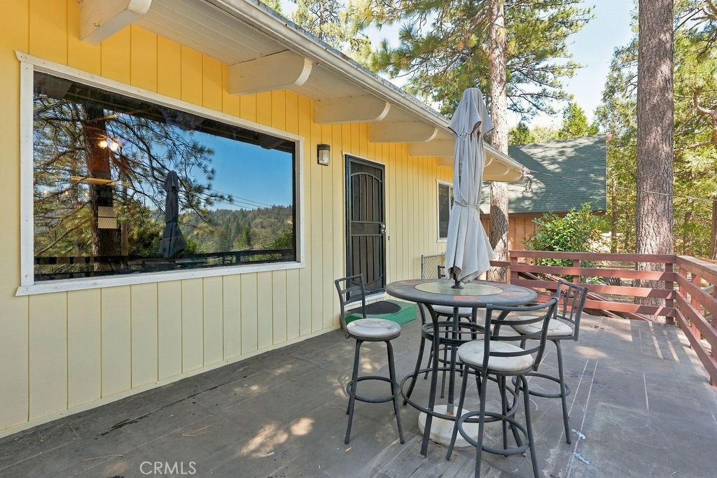 23672 Rocky Dell Property Photo 3
