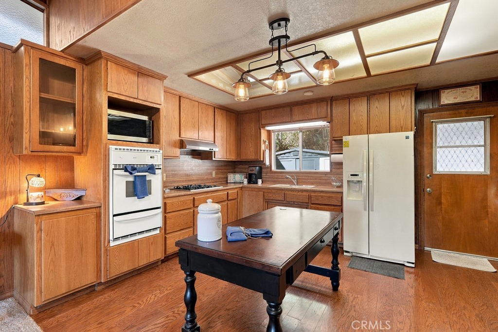 23672 Rocky Dell Property Photo 5