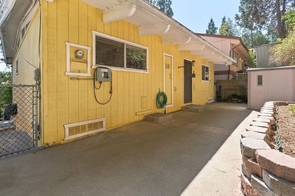 23672 Rocky Dell Property Photo 29