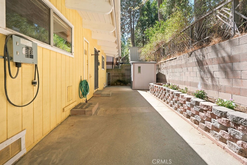 23672 Rocky Dell Property Photo 30