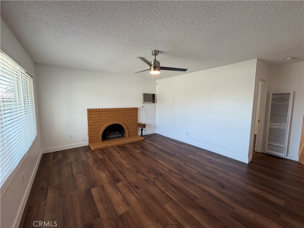 7422 Carnelian Property Photo 1